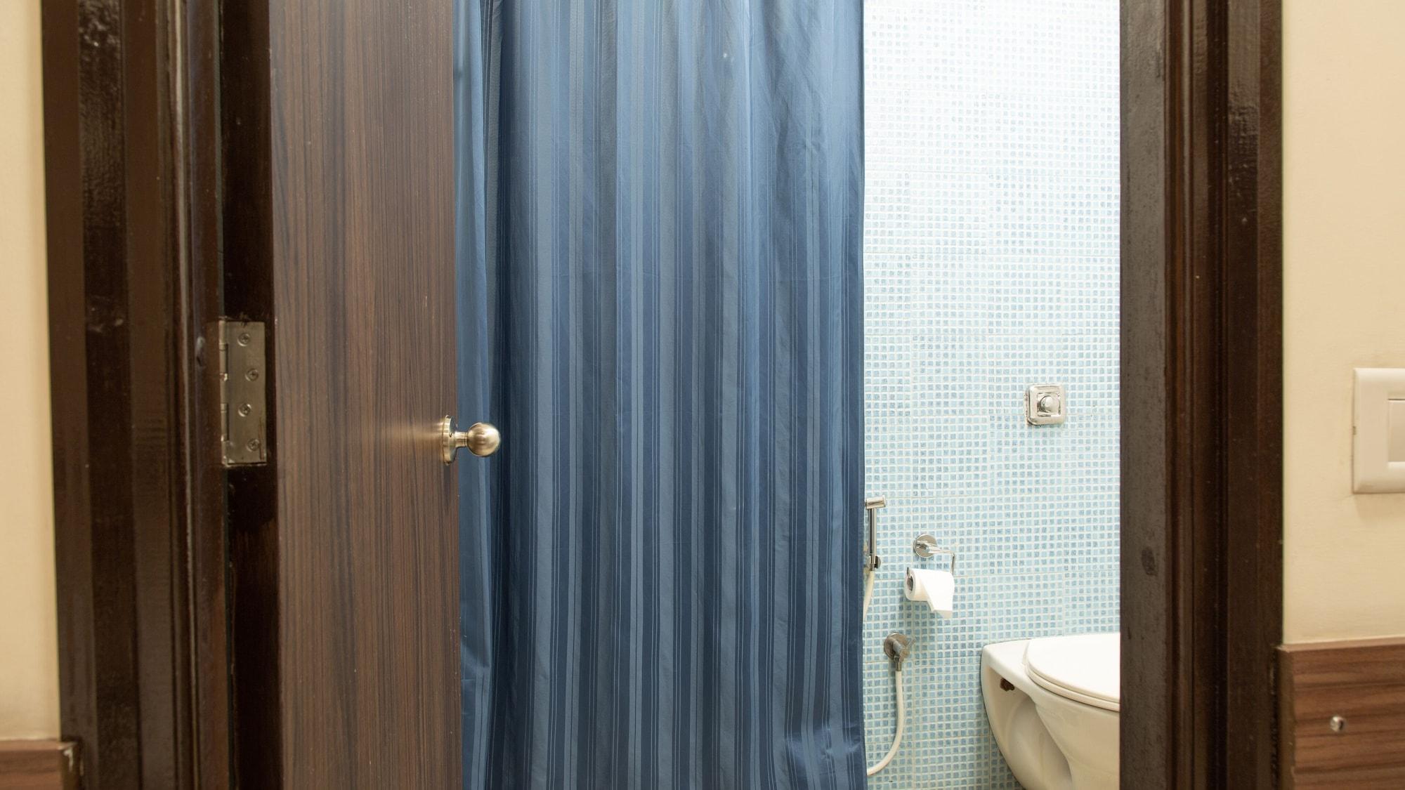 Hotel Tirupur Exteriér fotografie